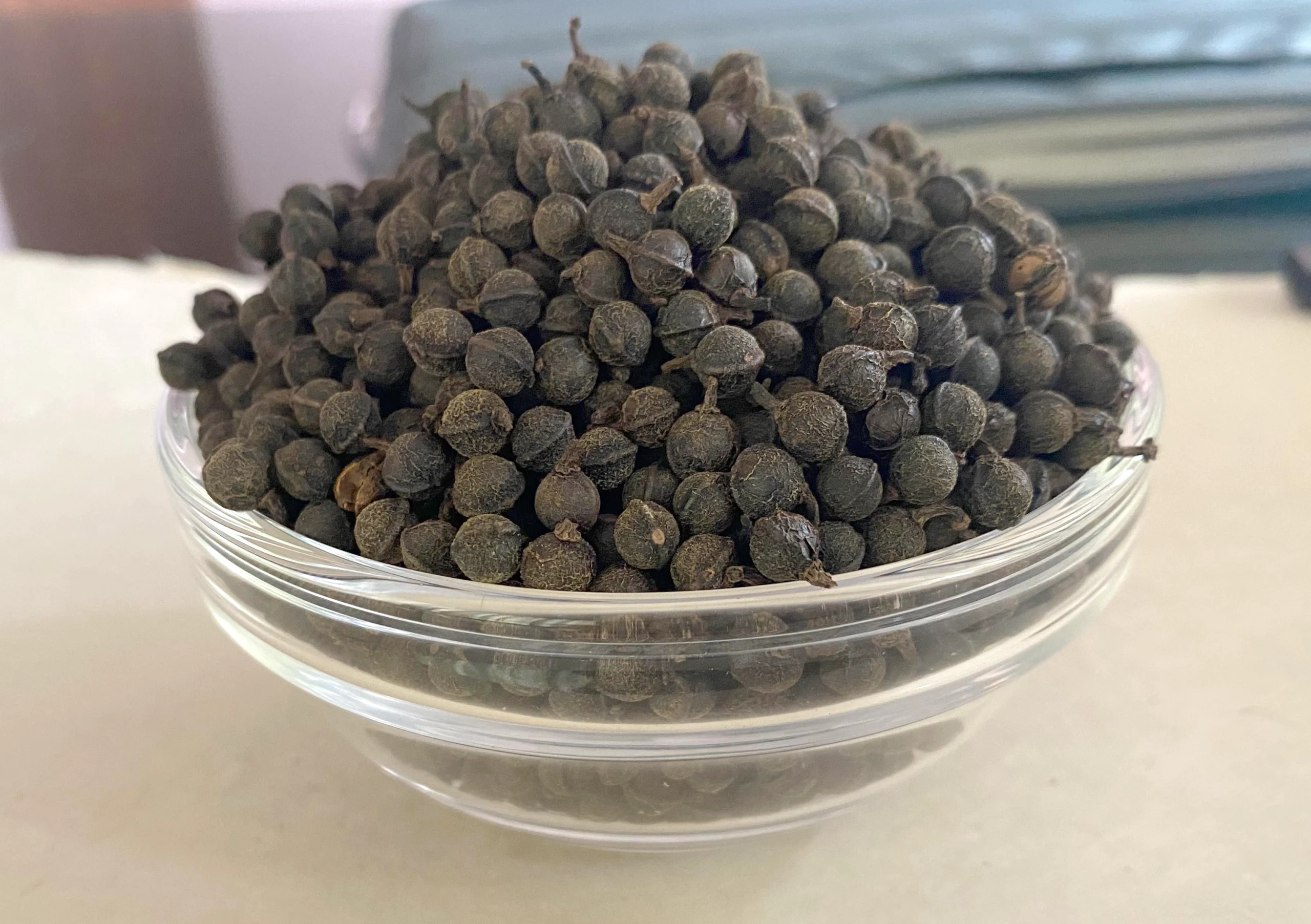 Cumeo Pepper (Lindera neesiana) spice.